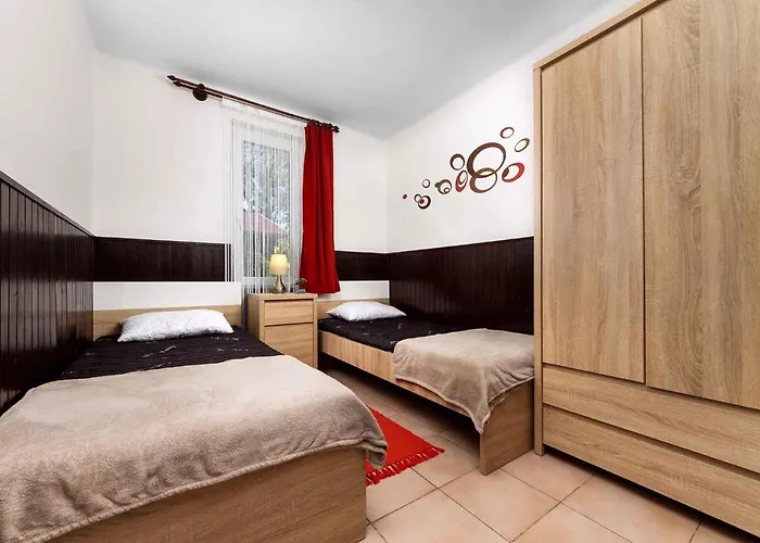 Case de vacanță In 19529