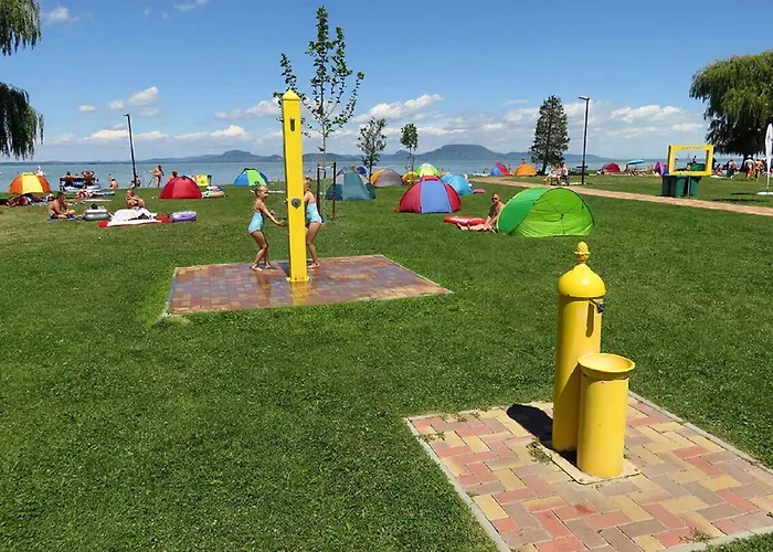 In 19529 * Balatonkeresztúr